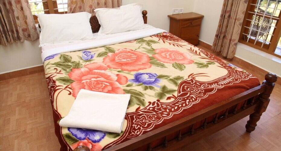 Kaarmugil Home Stay 1, Valparai 4